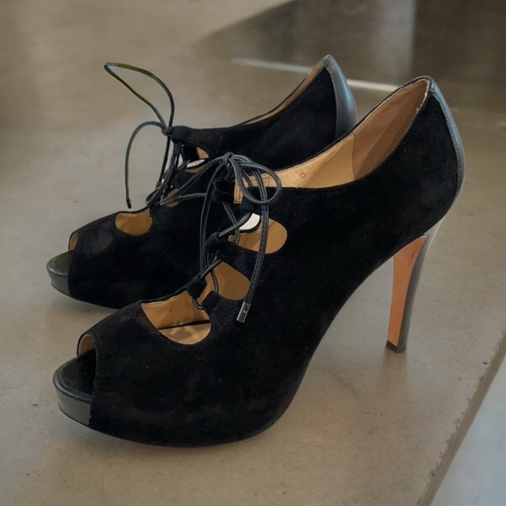 Talbots lace up heels size 7.5